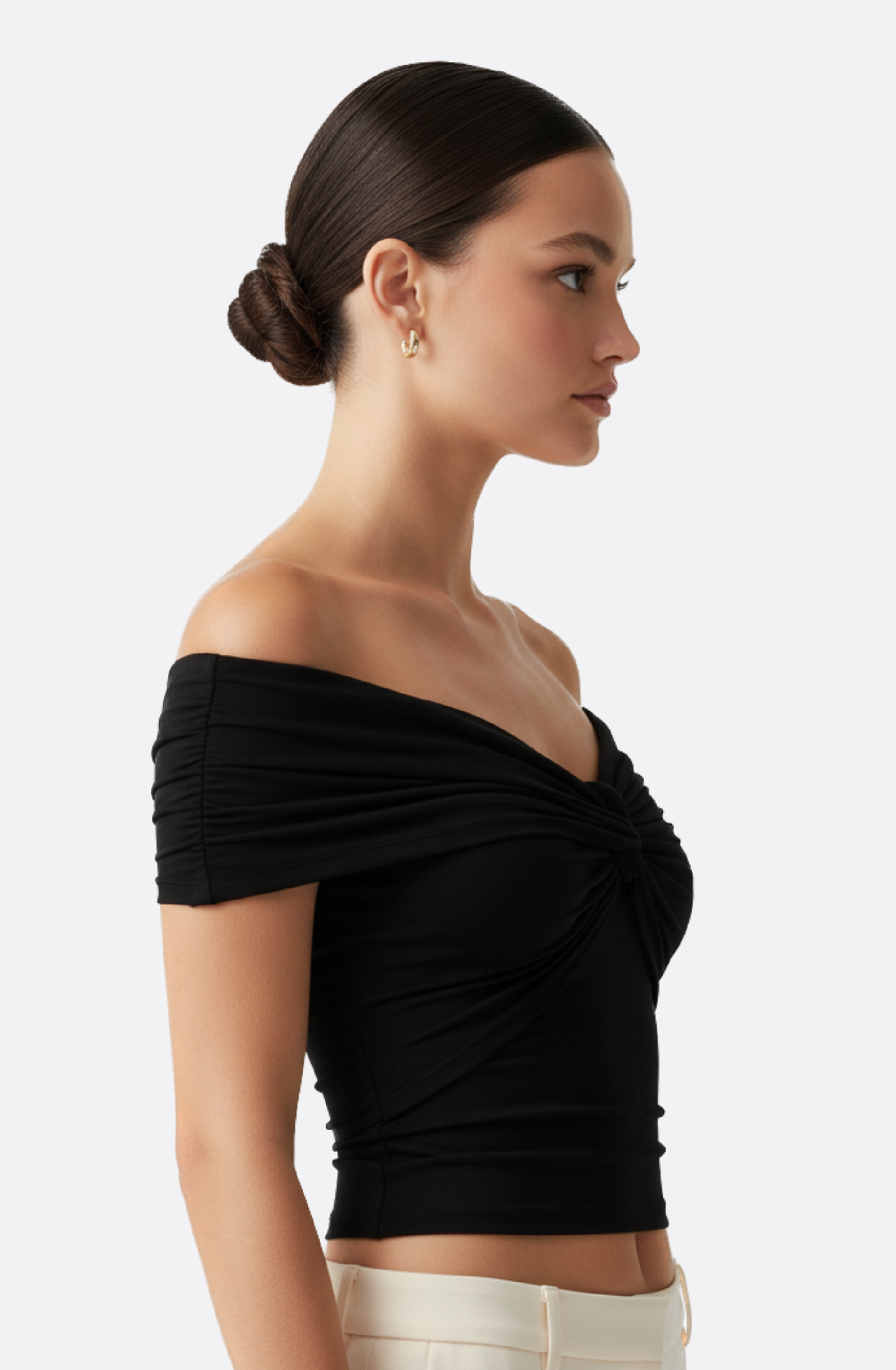 Léonie Twist Off-Shoulder Top